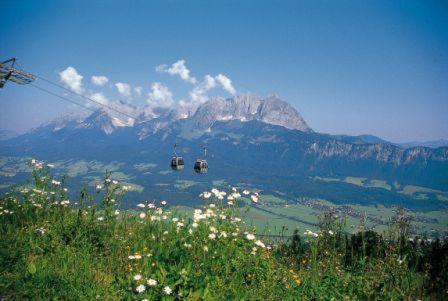 Hotel Taxacher Kirchberg in Tirol Bagian luar foto